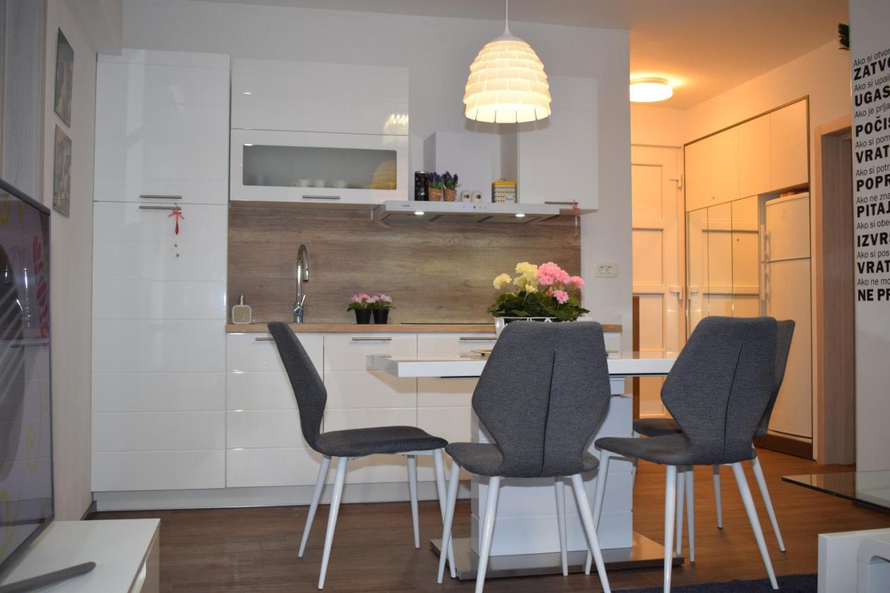 Apartment Trixi Pula Eksteriør billede